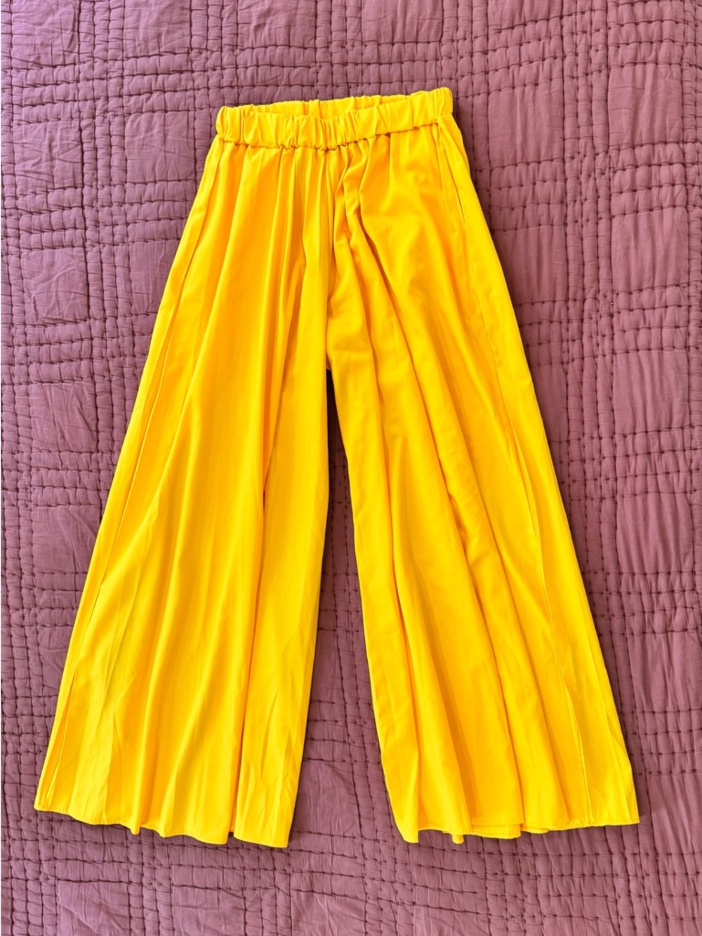 Women's Wide-Leg Pull-On Pants in Bright Yellow